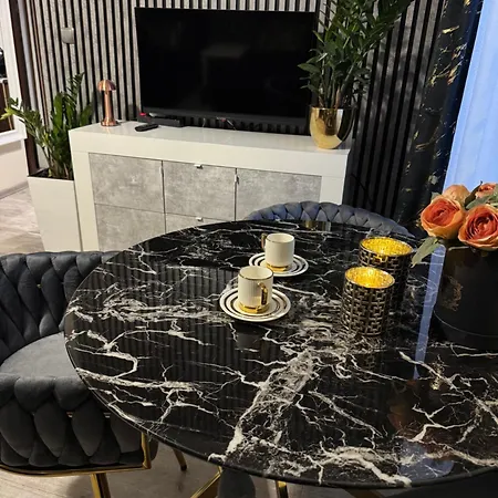 Apartament- Mieszkanie Blisko Centrum * Gniezno