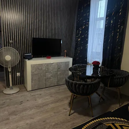Apartament- Mieszkanie Blisko Centrum Apartment